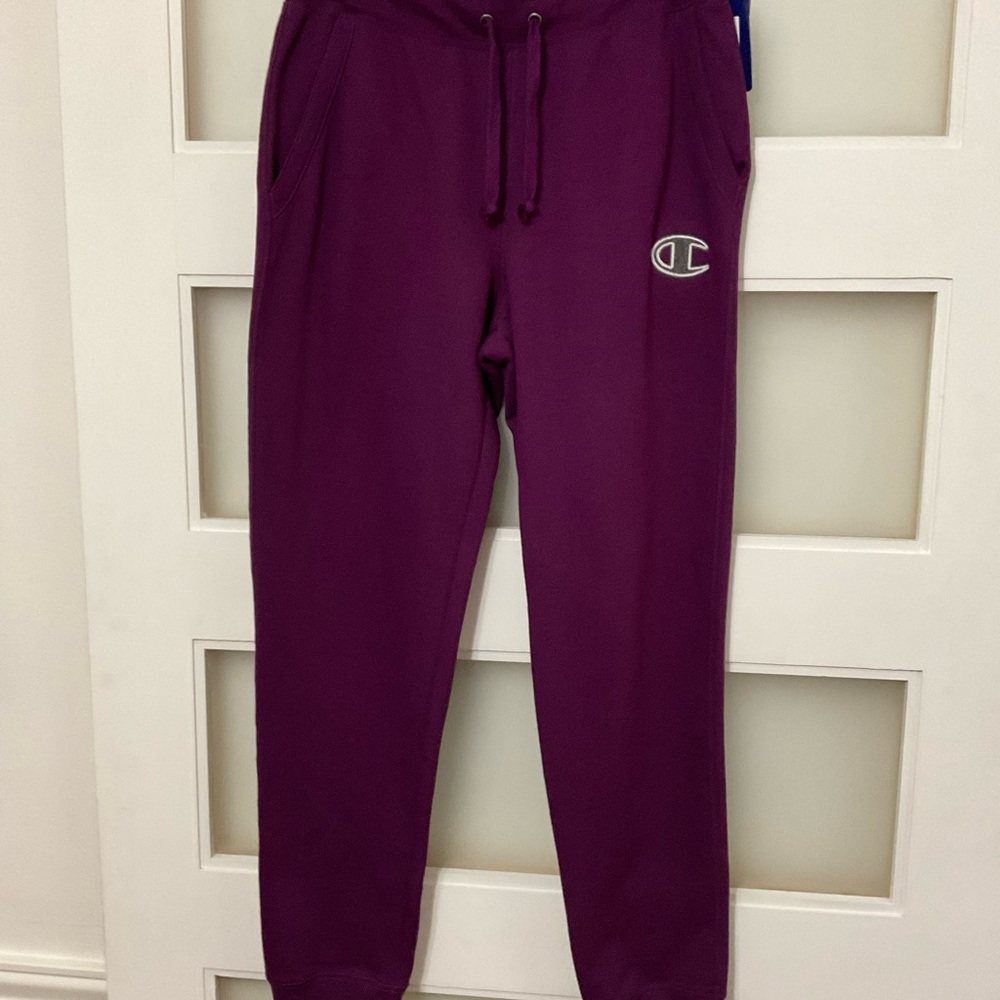 Champion Women’s fleece pants Size Medium NEW
